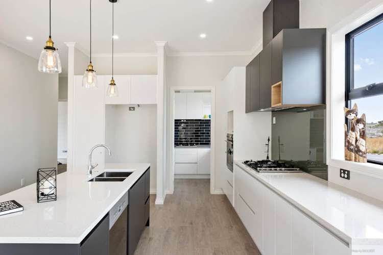 136 Eighth View Avenue Beachlands_7