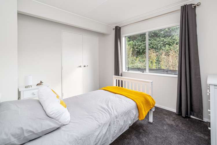 70 Woodward Street Featherston_12