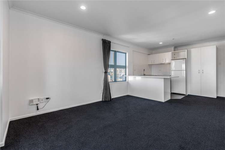 16f/363 Queen Street Auckland Central_15