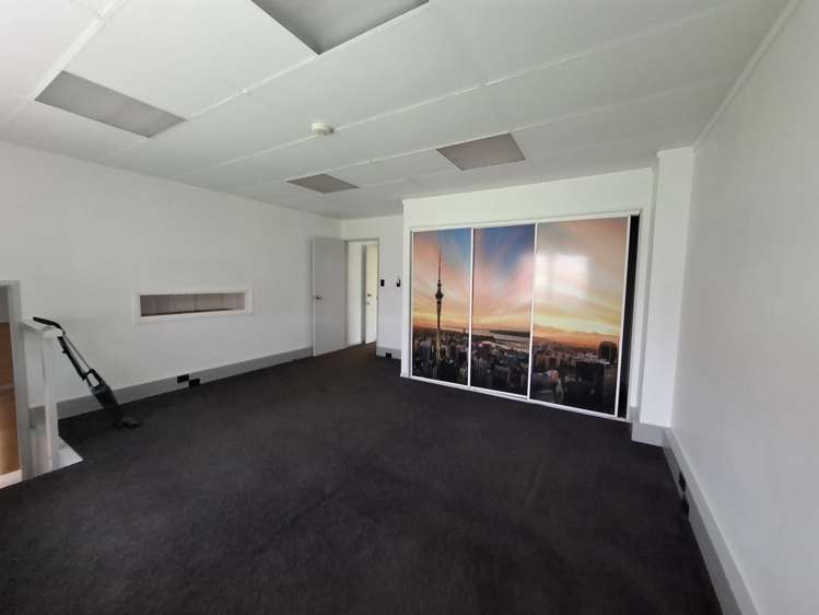 1/251 Lincoln Road Henderson_6