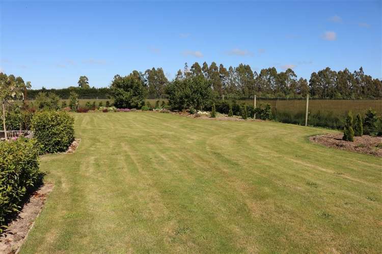 1791 Cust Road Cust_1