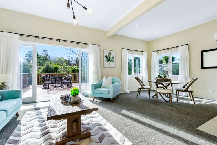 518d West Coast Road Oratia_14