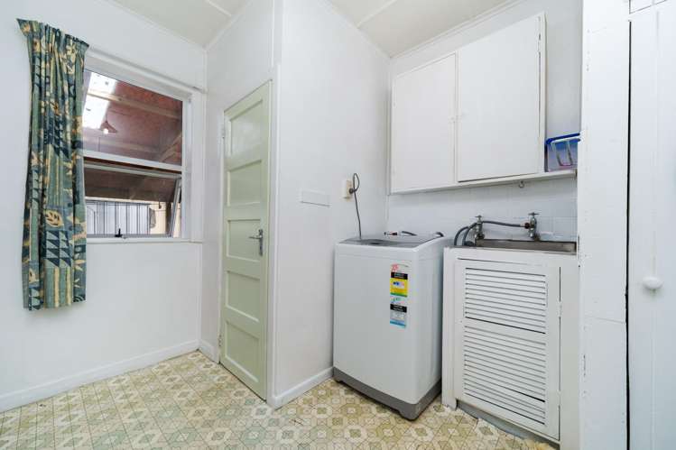 7 Lambert Street Marton_18