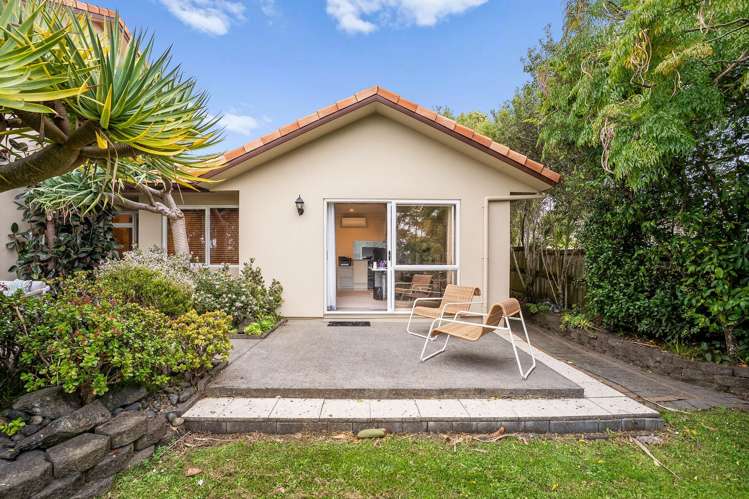 5 Dunvegan Rise East Tamaki Heights_16