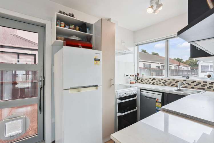 2/14 Lane Street Woolston_9