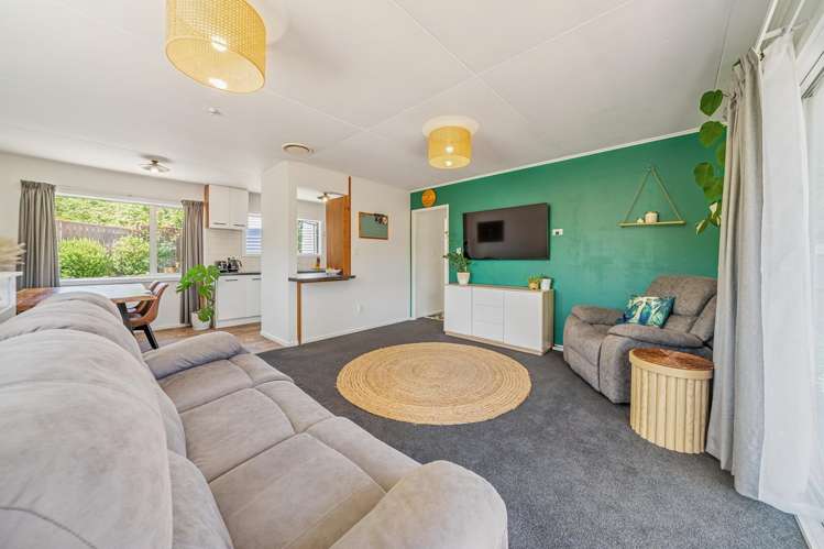 21 Oaklands Grove Clouston Park_7