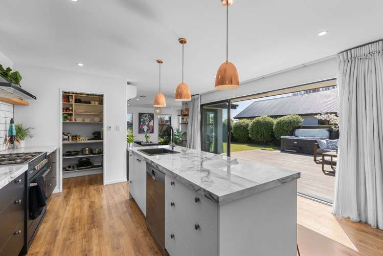 32 Bronco Drive Aidanfield_1