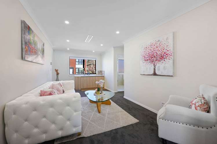 17 Ballyalton Crescent Flat Bush_51