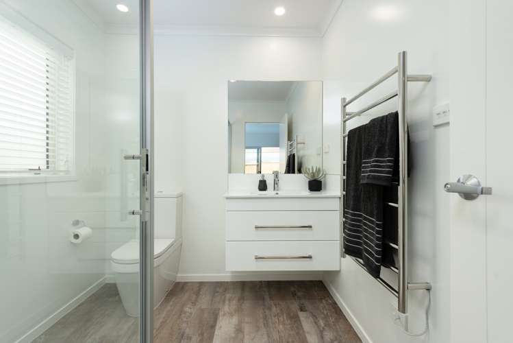 10 Awatira Drive Papamoa_12