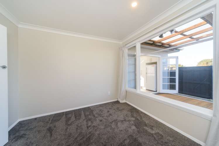 4 Bristol Crescent Roslyn_8