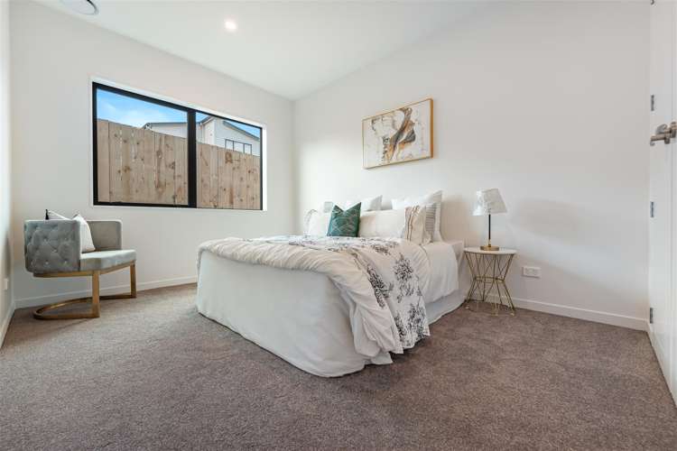 5 whakairo crescent Gulf Harbour_18