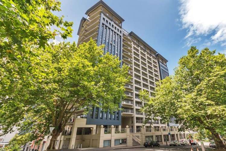 1001/1 Parliament Street 10015_17