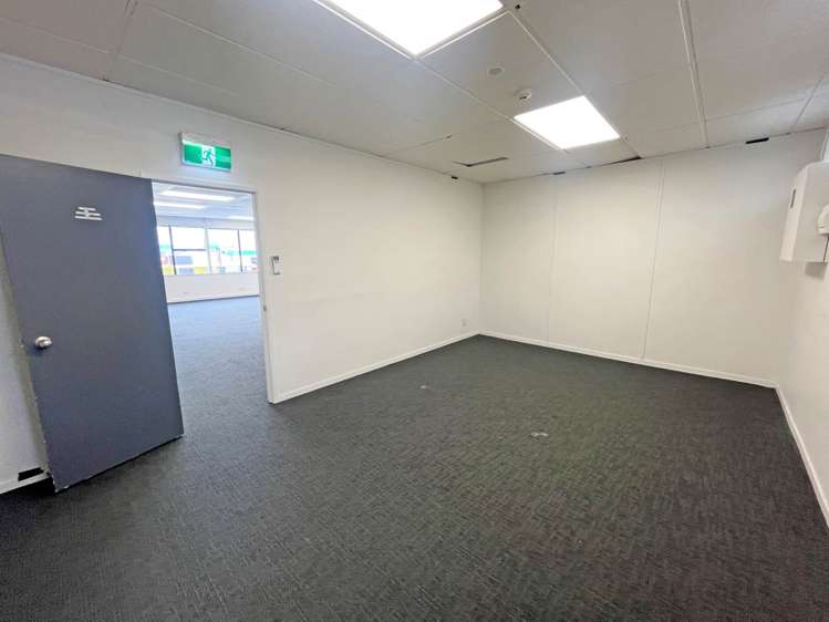 Unit D/28 Lambie Drive Manukau_4