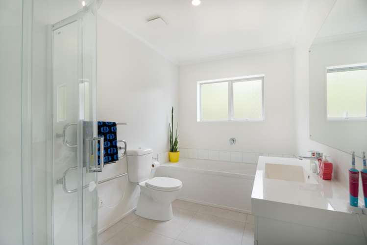 33 Melksham Drive Churton Park_19