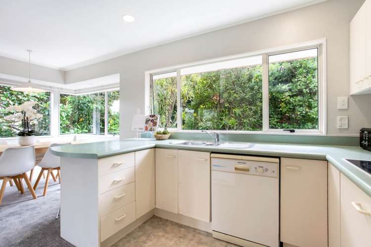 121C Ocean View Road Hillcrest_11