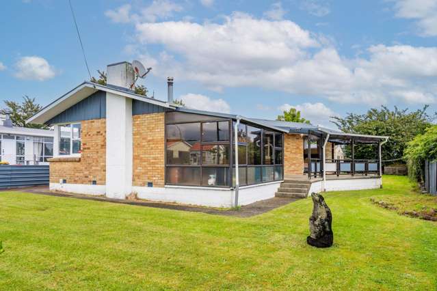 Space, Sun & Serious Garaging