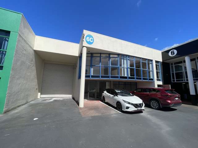 Standout showroom opportunity