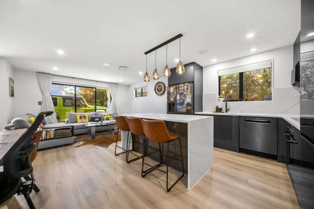 25F Oteha Valley Road Northcross_2