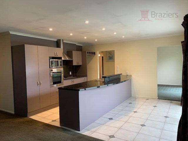 54 Broomfield Terrace Burwood_2