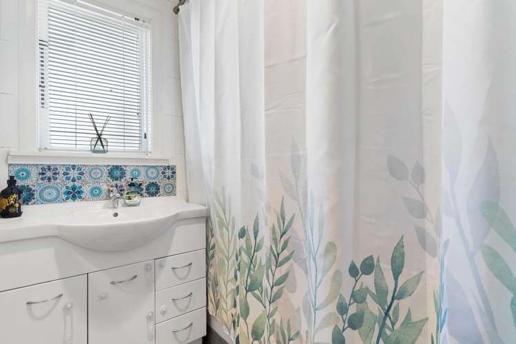 137 Clevedon Road Papakura_9