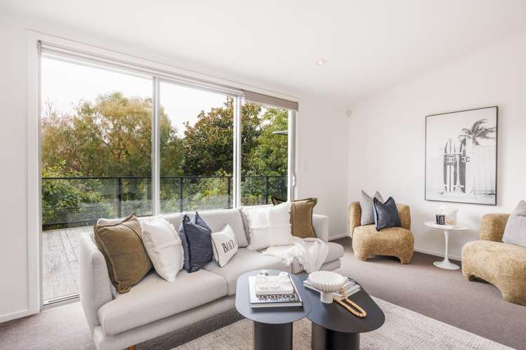 16a Springdale Grove Fitzherbert_9