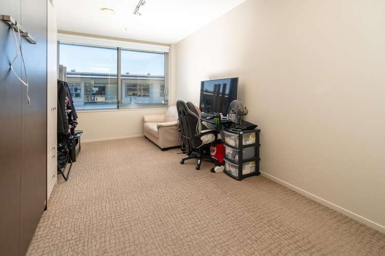 S404/28 Torrens Terrace Mount Cook_14