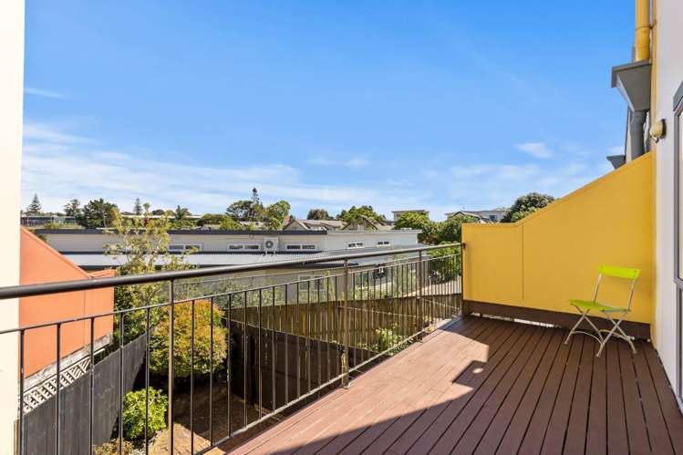 24/14 Ambrico Place New Lynn_14