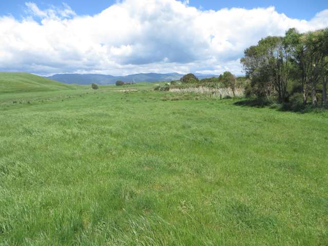 Range Views Plus Wetlands, Horowhenua
