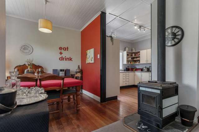 61 Hilton Road Carterton_2