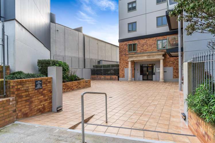 8d/8 Howe Street Freemans Bay_23