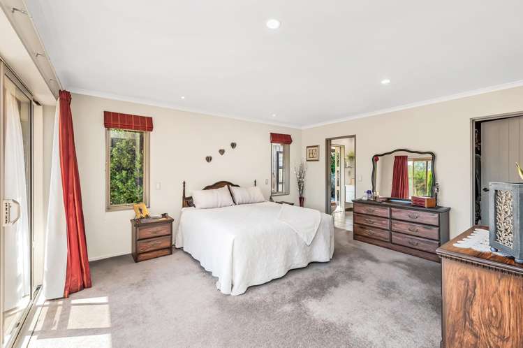 1901 South Eyre Road West Eyreton_12