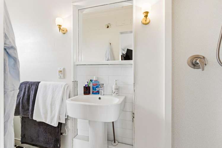 20 McGeorge Avenue Mornington_18