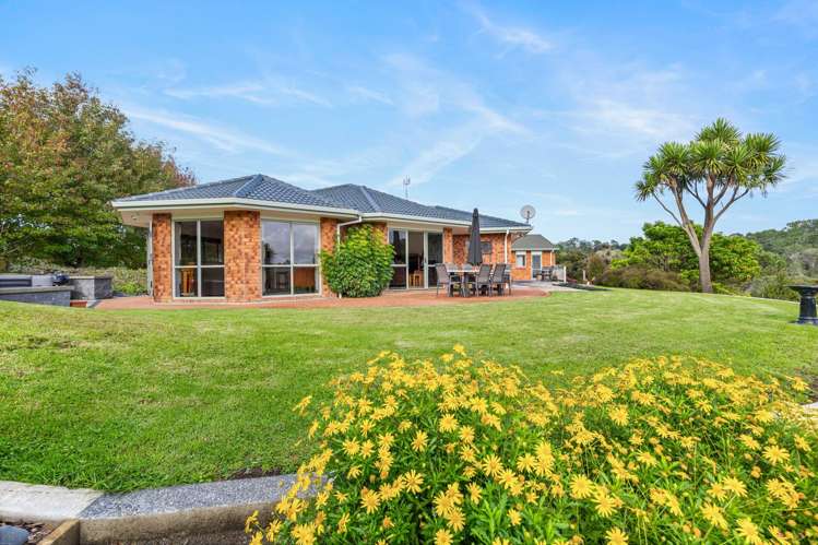 1152A East Coast Road Redvale_25