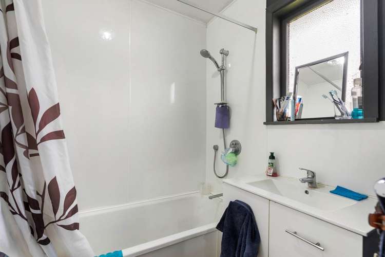 23 Boundary Road Blockhouse Bay_22