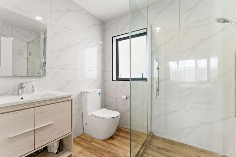 13F Tahi Terrace Glen Eden_13