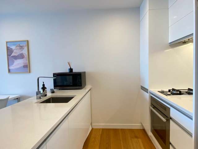 608/10 Lion Place Epsom_3