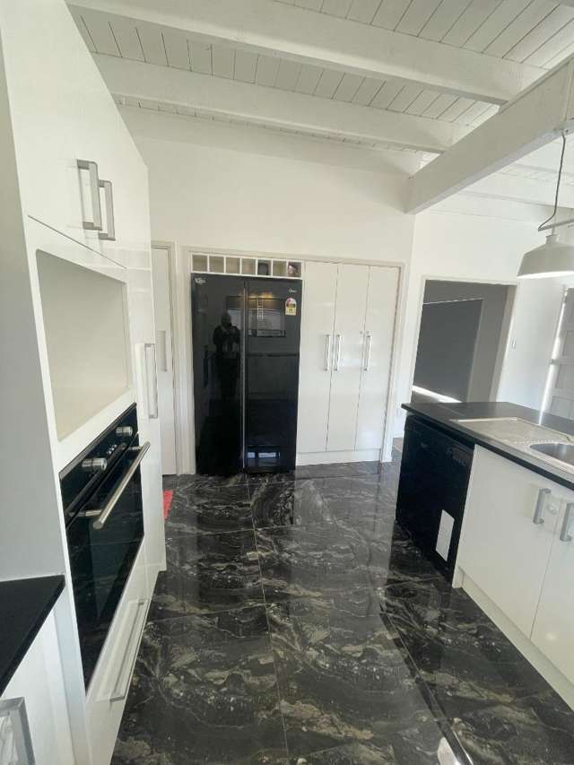 77 Spence Road Henderson_3