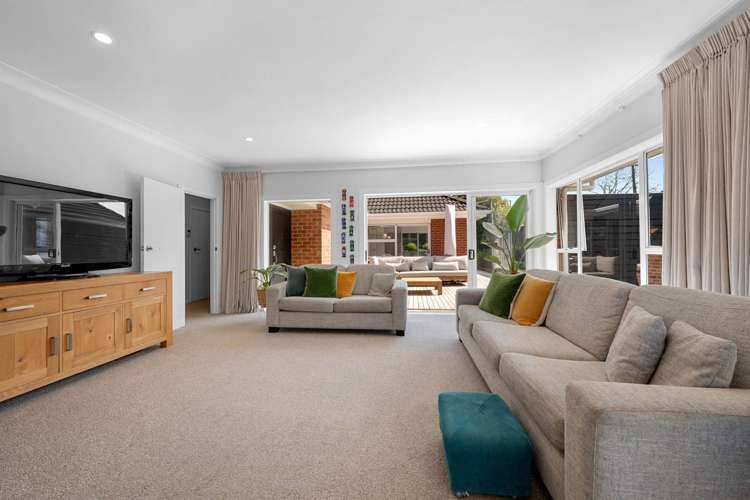 29 Glenfern Road Mellons Bay_7