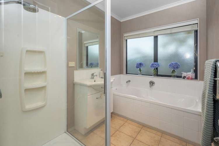 5 Baxendale Drive Matipo Heights_11