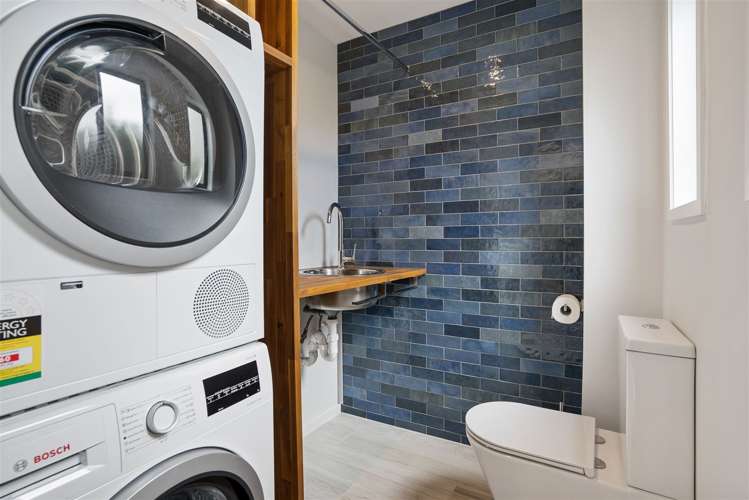 2/2 Armoy Drive East Tamaki_5