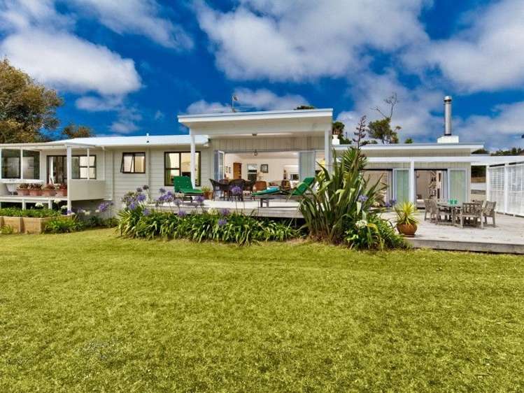 81 Oaia Road Muriwai_0