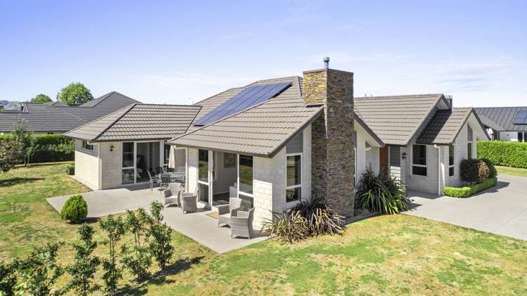 23 Baxter Michael Crescent Cambridge_31