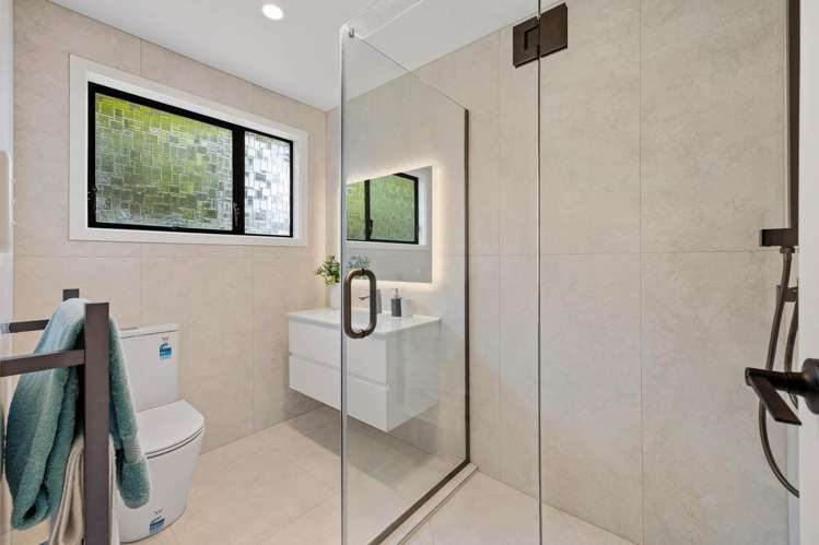 7 Bain Place Bucklands Beach_24