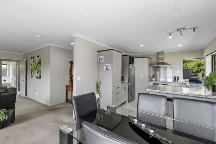 15 Aragon Grove Kingsley Heights_9