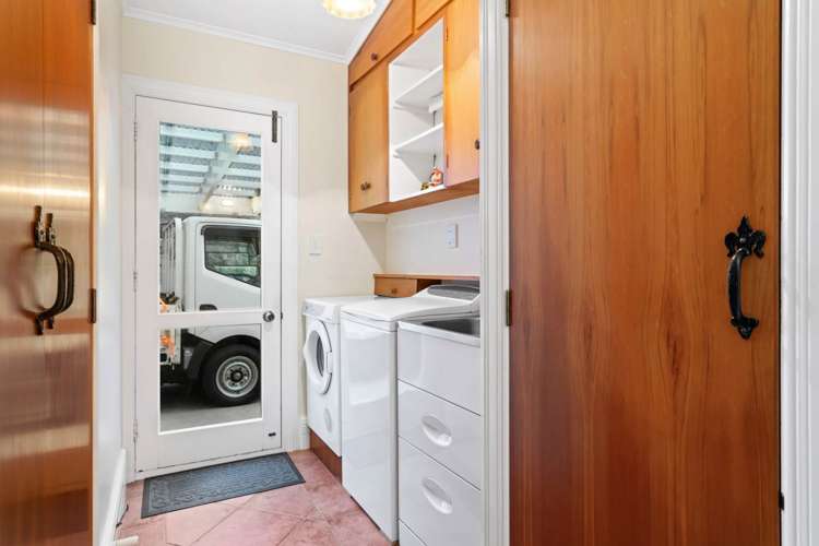 28 Fifth Avenue Avenues_19