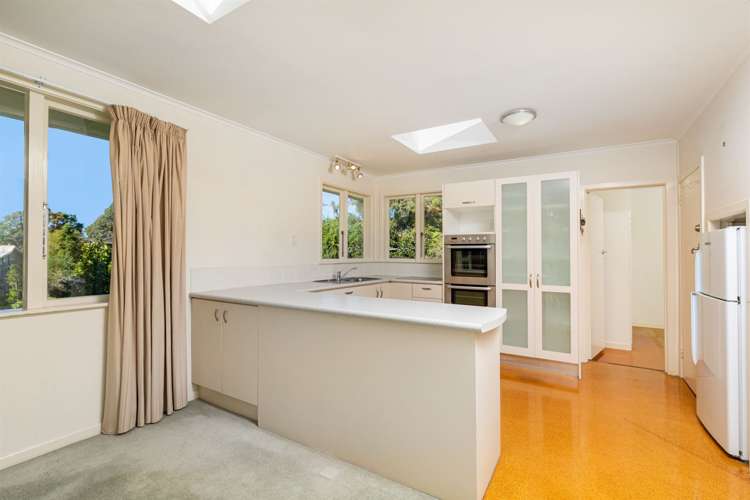 79 Tiroroa Avenue Te Atatu South_9