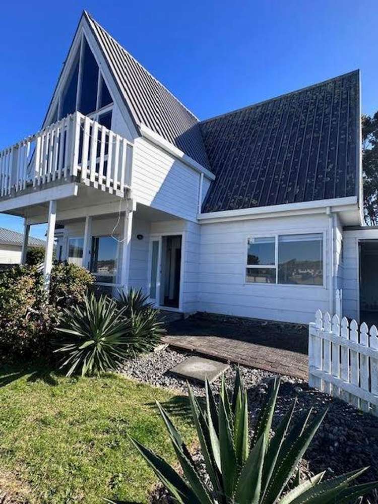 399 Welcome Bay Road_0