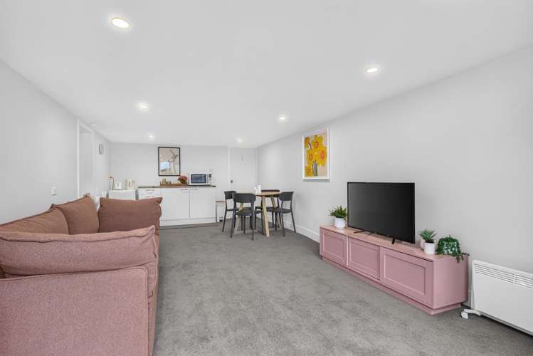 99 Gillies Avenue Hilltop_16