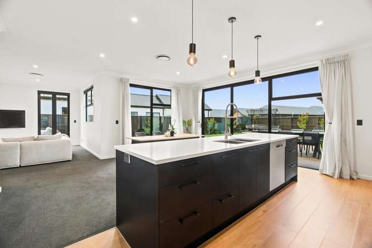 8 Edward Law Boulevard Prebbleton_6