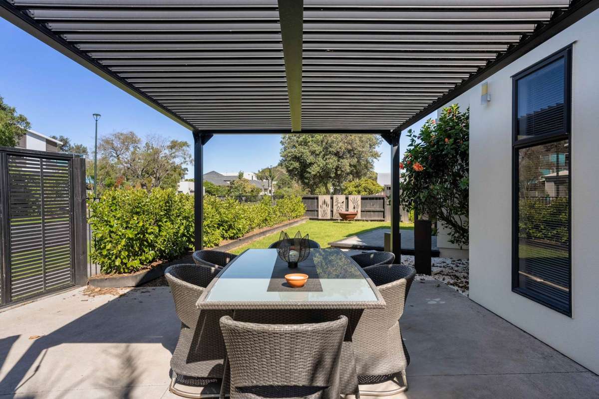 18 Bowentown Boulevard_1